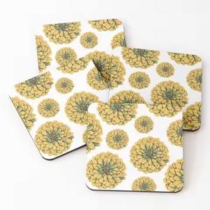 Ensemble de sous-verres en bois avec autocollants en émail de qualité supérieure pour la protection des surfaces de table et le placement des boissons - Product Image 4