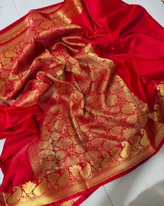 KV Women's <b>Red</b> Banarasi Silk Saree with Zari Work & Unstitched <b>Blouse</b> Wrinkle-Free Quick-Dry Reversible Autumn - Product Image 3