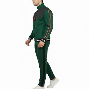 Ensemble de survêtement décontracté à capuche pour homme, hiver, uni |   Vêtements de sport pour la course à pied et la gym |   Polyester respirant à séchage rapide - Product Image 5
