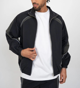 Chaqueta y Pantalones Deportivos Unisex de Nailon Transpirable con Estampado, Diseño de Logotipo Personalizado, Venta al Por Mayor - Product Image 5