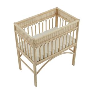 Lit bébé en rotin haut de gamme pour enfants, vente chaude, prix d'usine, pas cher, haute qualité, sûr et respirant, pour chambre d'enfant - Product Image 1