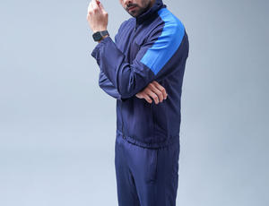 Conjunto Deportivo para Hombre, Chaqueta Cortavientos Ligera e Impermeable con Logotipo Personalizado, Estilo Urbano, 100% Nailon, para Otoño - Product Image 2