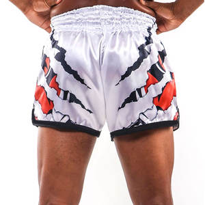 Shorts d'entraînement de boxe et de MMA/Muay Thai haute performance personnalisés, taille élastique, blanc et noir, longueur courte - Product Image 2