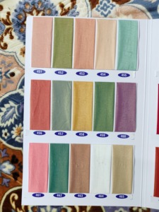 Tissu exclusif en soie chhaava douce et légère, largeur 44 pouces, finition lisse, élégante et fluide, pour sari, kurti, robe - fournisseur. - Product Image 5