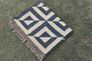 พรมปูพื้นสไตล์โบโฮสมัยใหม่ ทำจากปอกระเจา ทำมือ ใช้ได้สองด้าน พรมคิลิมใยธรรมชาติ ตกแต่งบ้านและโรงแรม เป็นมิตรกับสิ่งแวดล้อม พรมคิลิมขายส่ง - Product Image 2