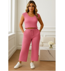 Collection Premium Ensemble sans manches pour femmes en rose clair pour un usage décontracté Disponible à un prix abordable Ensembles coordonnés - Product Image 1