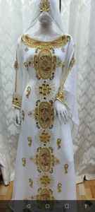 ชุดกะฟตันแบบดั้งเดิมของผู้หญิงมุสลิมในดูไบปี 2026 สีสันสวยงามพร้อมดีไซน์แบบโมร็อกโกประดับด้วยลูกปัดหินทำมือ ชุดเดรสผ้าจอร์เจียร์ - Product Image 2