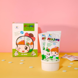 Caja de Dulces Caramelos Duros con Sabor a Fresa, Deliciosos para Niños, Marca Dai Long - Product Image 1