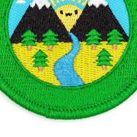 Écussons brodés personnalisés professionnels à faible MOQ, badges sportifs en toile confortable et durable avec logo, couleurs personnalisées, haute qualité