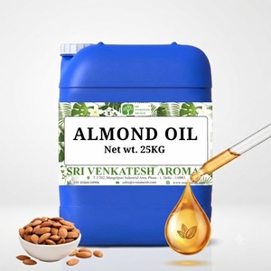 Huile d'amande de qualité cosmétique, huile de base pour les soins de la peau, des cheveux et des formules de soins personnels, approvisionnement en vrac et options de marque privée - Product Image 1