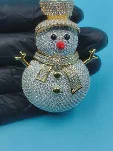 Colgante de Lujo con Diseño de Muñeco de Nieve, Chapado en Oro de 18K sobre Plata de Ley 925, Moissanita Redonda de Corte Brillante, Amuleto de Dibujos Animados, Regalo Unisex - Product Image 4