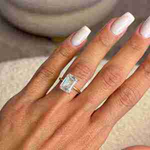 Bague de luxe en or massif 14K plaqué rhodium avec diamant de laboratoire taille émeraude 6 carats, couleur E, pureté VVS, certifié IGI, pour femme, idéale pour fiançailles, mariage ou soirée - Product Image 2