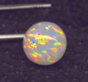 Ópalo Natural Multifuego de Alta Calidad, 3.9 CT, Corte Brillante, Cabujón, Gema Suelta, 10.5*7 mm, Z. R. GEMS JEWELLERY, Modelo AB-5108 - Product Image 2
