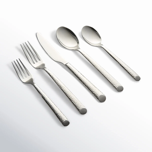 Ensemble de couverts en acier inoxydable personnalisés, très demandés, finition miroir, style occidental, pour mariage, à bon prix. - Product Image 1