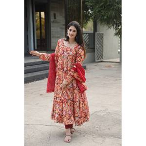 Conjunto de traje de fiesta de diseñador para mujer con parte superior inferior Dupatta-Aspecto elegante y elegante - Product Image 4