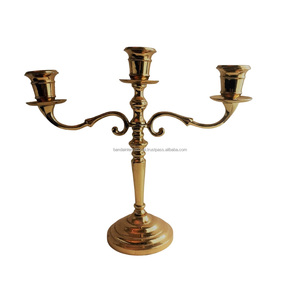 Bougeoir à 3 cônes en aluminium avec bougeoir conique en métal doré pour la décoration d'éclairage domestique - Product Image 1