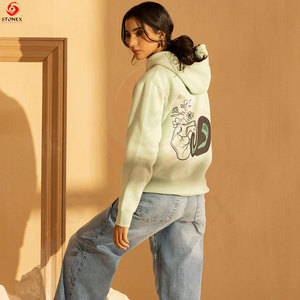 Sweat à capuche oversize personnalisé pour femme en molleton 100% coton brossé doux, design épaules tombantes, moderne et élégant pour l'hiver - Product Image 4