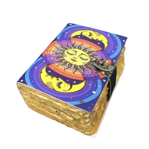 Diario de Cuero Hecho a Mano con Diseño de Sol y Luna, Grimoire Rústico Clásico, Libro de Hechizos Vintage con Motivos Animales, Cuaderno Grueso - Product Image 1