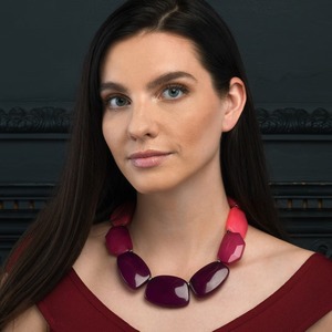 Collier en résine de haute qualité, poli, design moderne, fait main, perles en résine époxy naturelle, bijoux fantaisie personnalisés - Product Image 2