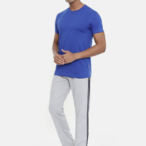 Nueva Camiseta Personalizable para Hombre, Fabricada en Fábrica, Ropa Casual para Adultos, Color Sólido Personalizado, 100% Algodón, Cantidad al por Mayor, Diseño Liso - Product Image 3