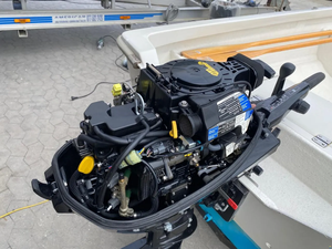 C-r-e-s-c-e-n-t 410 Bateau de tourisme à livraison rapide - Product Image 5