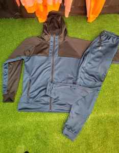 Ensemble de survêtement unisexe de haute qualité personnalisable avec logo et design unique - Product Image 6