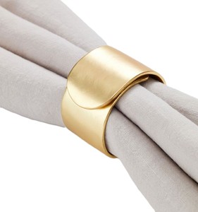 Gold Finished Brass Napkin <b>Rings</b> For Events Hotels Weddings Stylish Metal Napkin Holder For Classic Home Dining Decoration - Product Image 3