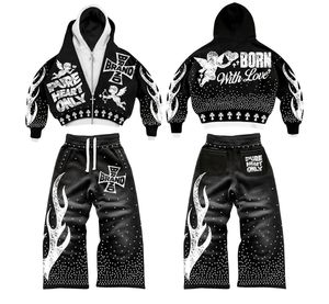 Conjunto de Sudadera con Capucha y Pantalones Acampanados para Hombre, Personalizado, de Alto Gramaje, Estilo Distressed, Corte Holgado, con Estampado Completo, Pedrería y Lavado Ácido - Product Image 1