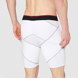 Shorts de compression personnalisés pour hommes pour la récupération musculaire - Shorts de compression en polyester/nylon doux, confortables et améliorant les performances - Product Image 3