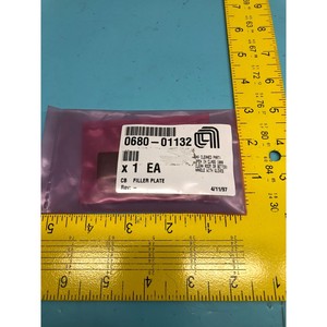 Lote de 8 Conectores AMAT 3300-02631 TBG RDCR 3/8T X - Equipo y Piezas de Semiconductores de Confianza de Trusted Global Legacy - Product Image 1