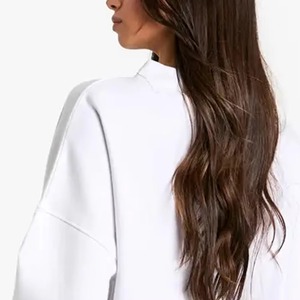 Sweat-shirt élégant à col en V pour femmes, pour les acheteurs en gros, prix avantageux, collection hiver décontractée pour femmes / Matière respirante pour plus de confort - Product Image 3