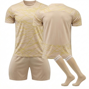 Maillot de football personnalisé pour tournoi national, manches courtes, séchage rapide, logo en silicone, vêtements de club sublimés, adulte - Product Image 5