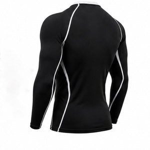 Camiseta deportiva de compresión con tejido elástico de primera calidad que ofrece excelente soporte, flexibilidad y comodidad. - Product Image 6
