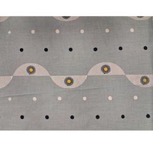 Tissu léger en coton peigné 100% bleu ciel, brodé de marguerites, pour robes de filles et femmes, vente en gros, très demandé - Product Image 1