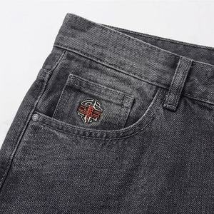 Pantalones cortos de mezclilla de alta calidad estilo streetwear, lavados y desgastados, con logo impreso por transferencia térmica, jeans largos en blanco para venta al por mayor. - Product Image 5