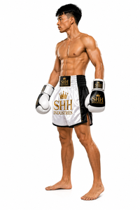 Pantalones Cortos de Boxeo Muay Thai Blancos y Negros Personalizados para Hombre, Logotipo Bordado en Oro, Cintura Elástica Ancha de Satén, Ropa de Entrenamiento de Kickboxing - Product Image 3