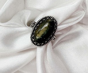 Bague ovale en onyx noir, laiton artisanal plaqué argent 925, bijoux floraux tendance en pierres précieuses, vente en gros - Product Image 6
