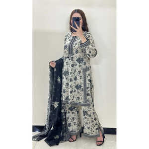 Ensemble coordonné pour femmes, vêtements de soirée, imprimé numérique, élégant et tendance - Product Image 2