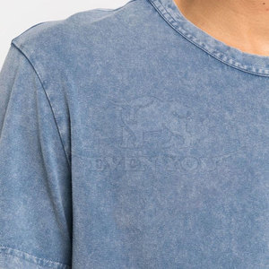 Fabrication en usine de t-shirts pour hommes en coton 100% uni, coupe classique, style streetwear, sur mesure - Product Image 5