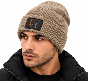 Gorro de Punto Acanalado con Logotipo Personalizado al por Mayor, con Parche de Cuero Grabado, Puño Plegado, Gorro Cálido de Invierno, Unisex, Estilo Urbano, OEM - Product Image 1