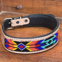 Vente chaude luxe bas prix cuir repoussé à la main perlé réglable rembourré cuir de vachette robuste colliers pour chiens accessoires pour animaux de compagnie