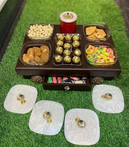 Plato de aperitivos de madera hecho a mano ligero para uso diario Plato de aperitivos de madera hecho a mano multifuncional para fiestas y eventos - Product Image 1