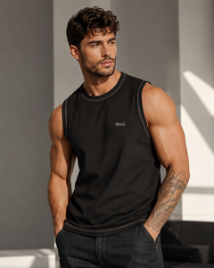 Débardeur sans manches noir pour homme MIAZ, col rond, en mélange polyester/coton, décontracté, respirant, tricoté, logo frontal, séchage rapide - Product Image 1
