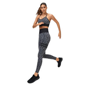 Leggings pour femmes à taille haute, longueur intégrale, couleur unie, séchage rapide, sans couture, poche invisible, extensibles, respirants, tricotés en spandex et polyester - Product Image 3