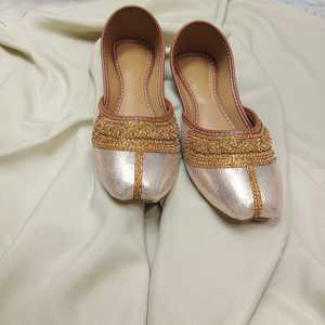 Zapatos Planos de Ballet con Lentejuelas Doradas para Mujer, Todas las Temporadas, Color Sólido, Cómodos, Transpirables, Estilo Punjabi Indio, Khussa para Mujer - Product Image 2
