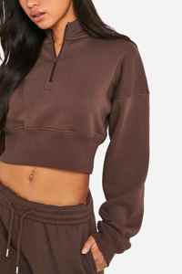 ชุดเซ็ตแทรคสูทขายดีสำหรับผู้หญิง ทรงขากระบอก ผ้าช็อกโกแลต ระบายอากาศได้ดี เสื้อครอปฮู้ดดี้และกางเกงขายาว ชุดออกกำลังกายและชุดกีฬา - Product Image 4