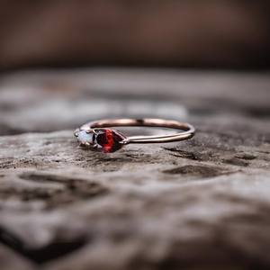 Bague de Fiançailles Vintage en Grenat Rouge et Opale, Style Art Déco, Moissanite Taille Poire, 3 Pierres, Bague de Promesse Nuptiale, Plaqué Or Rose 925 - Product Image 2