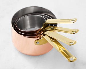 ถ้วยตวงและช้อนทำจากทองแดงสำหรับใช้ในครัวงานปาร์ตี้ผลิตโดยบริษัทเครื่องครัวชั้นนำ - Product Image 1