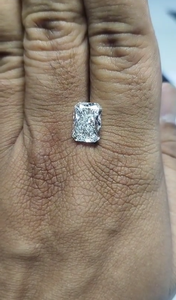 IKYRAA JEWELS ผู้ผลิตโดยตรง เพชรปลูกในห้องปฏิบัติการ CVD HPHT รูปทรงเรเดียนท์ขนาดใหญ่ เพชรเม็ดเดี่ยวสำหรับโชว์ สีแฟนซี รับรองโดย IGI - Product Image 5