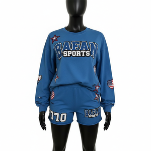 Conjunto de Camiseta y Pantalones Cortos de Algodón Suave de Alta Calidad para Mujer, con Apliques Azules y Logotipo Bordado, 100% Algodón - Product Image 1